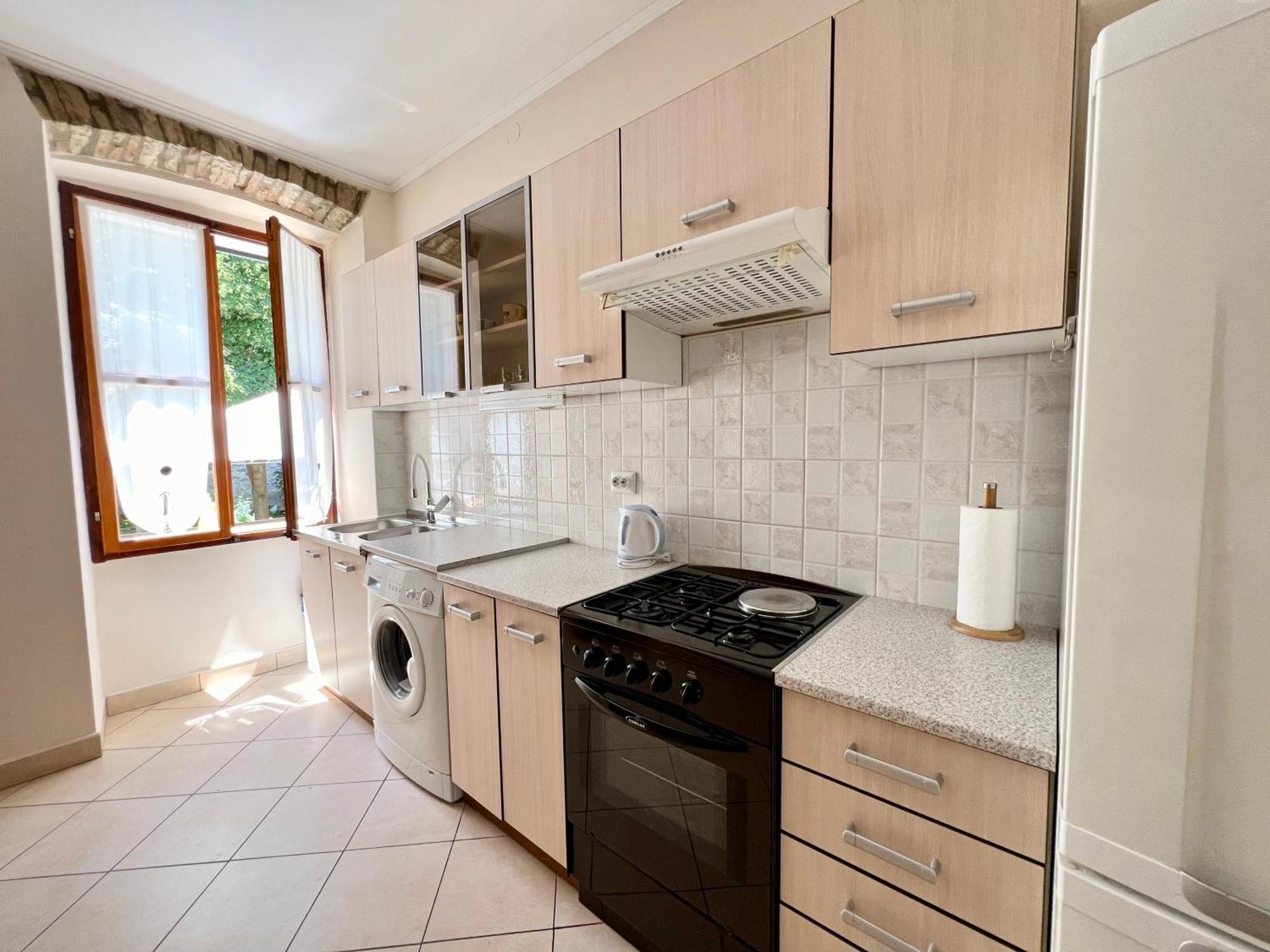 V&V Apartment พูลา ภายนอก รูปภาพ